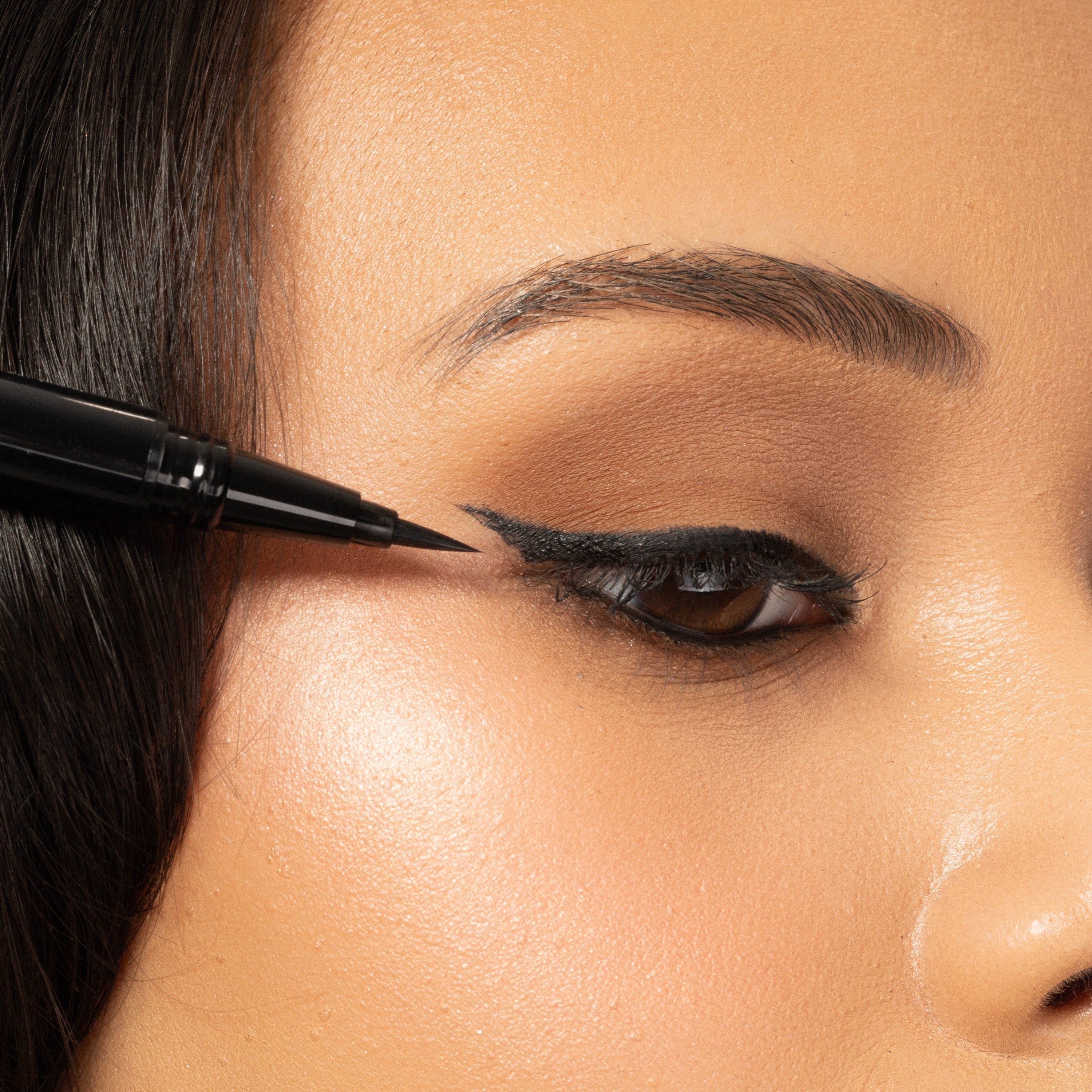 Jetsetter Liquid Liner