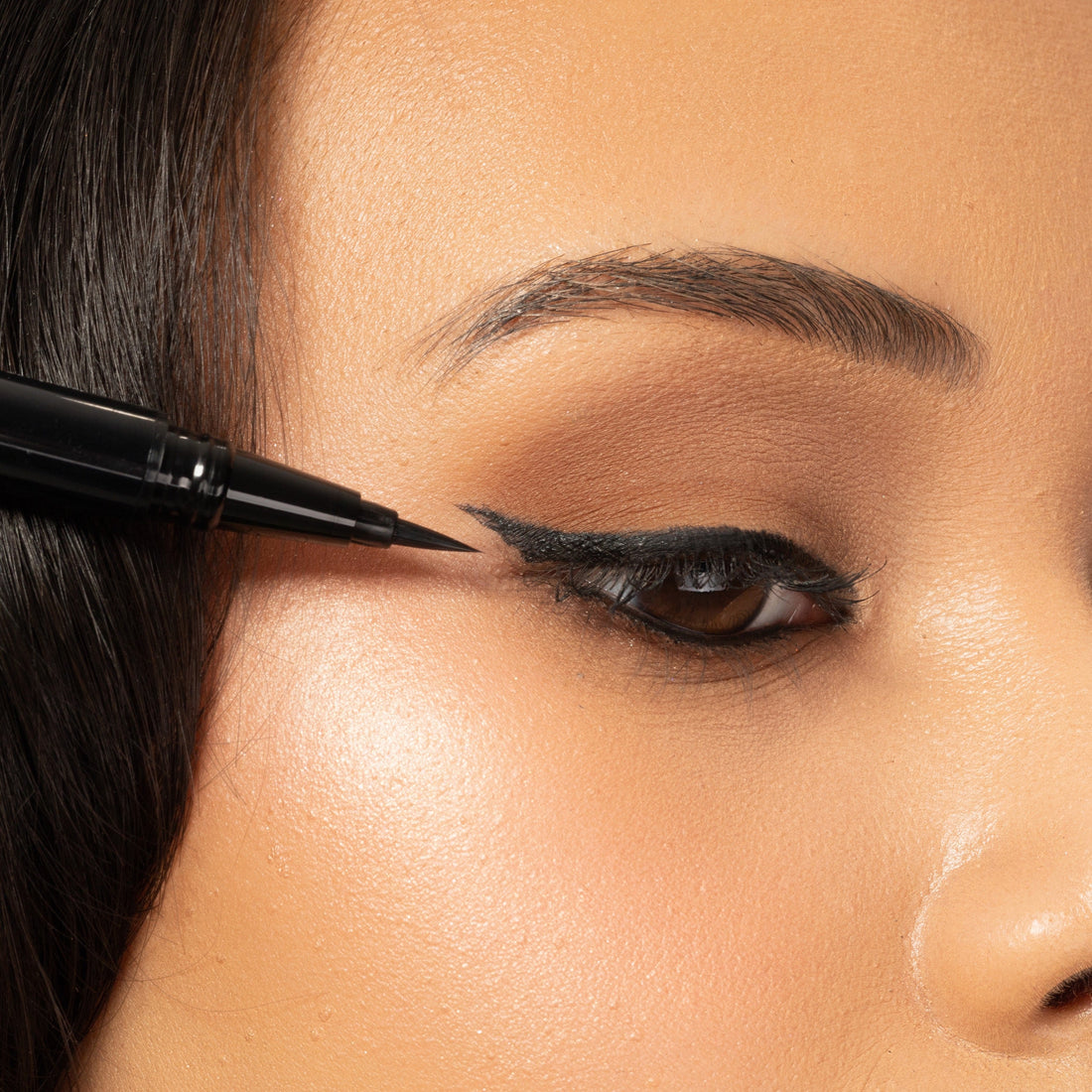 Jetsetter Liquid Liner